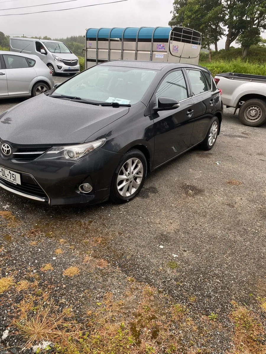 Toyota auris - Image 2