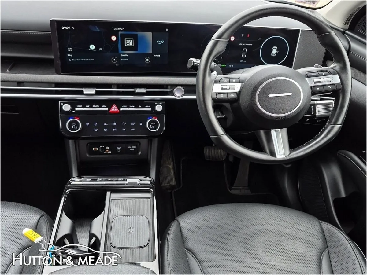 Hyundai Tucson Executive Plus HEV 1.6 Petrol 5dr - Image 3