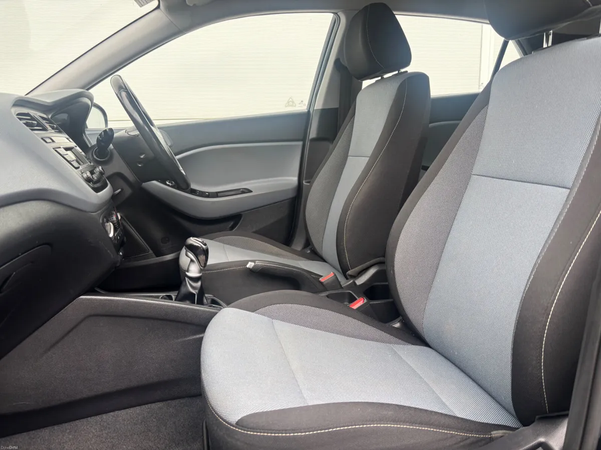 2017 HYUNDAI I-20 DELUXE 1.2D 5DR NCT - Image 6