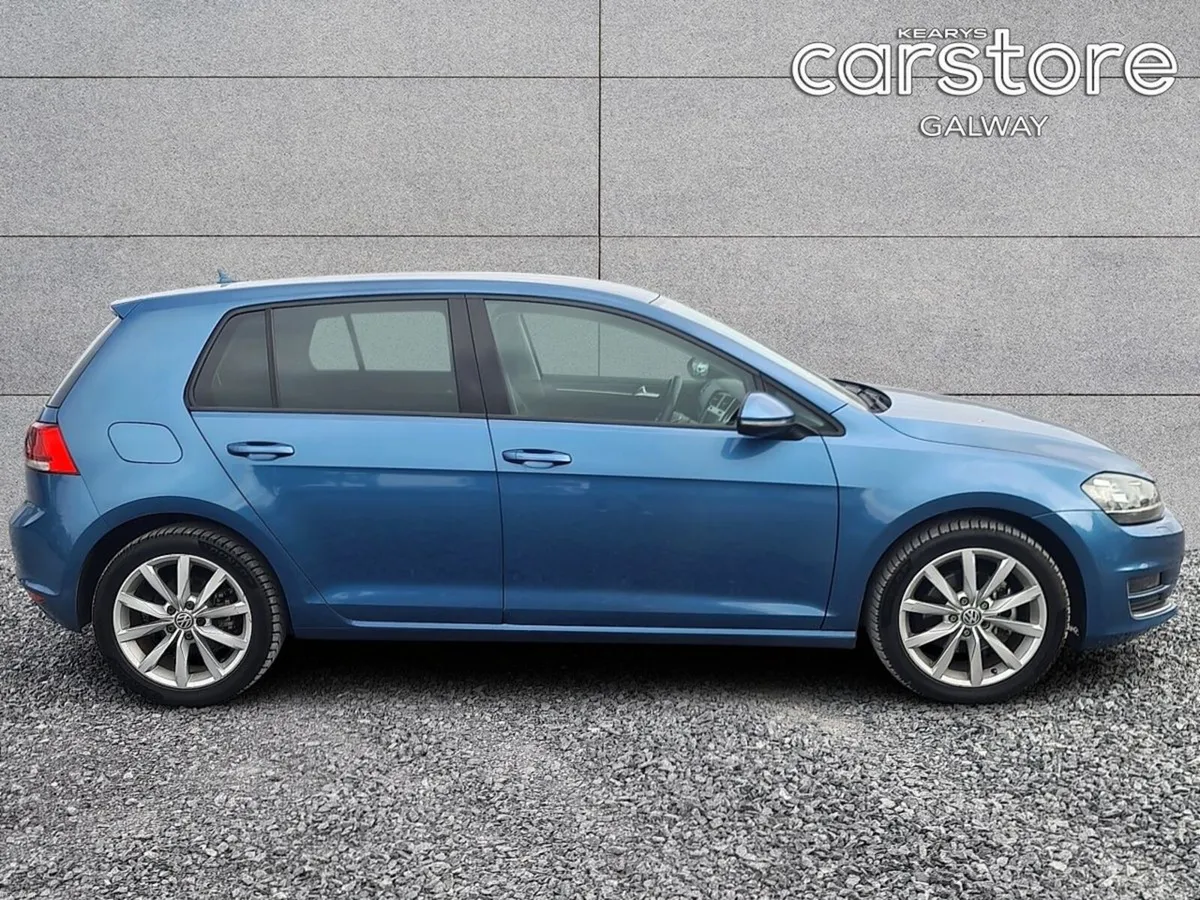 Volkswagen Golf TSI High Line BMT - Image 2