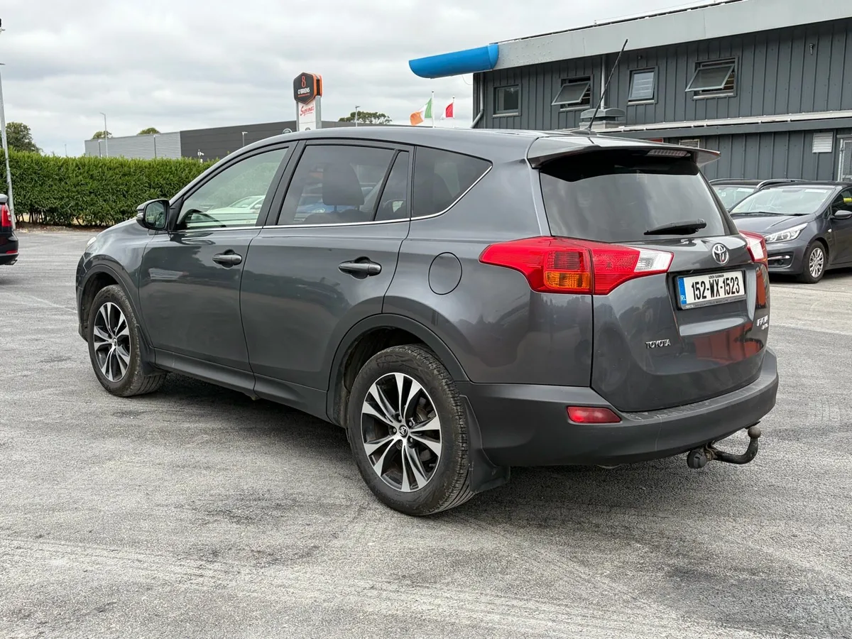 152 RAV4 AWD 4x4 - Image 2