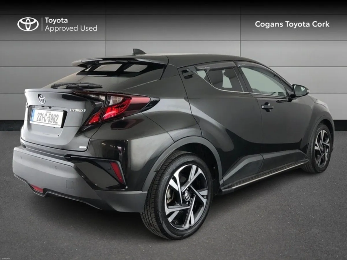 Toyota C-HR HYBRID SPORT - Image 2