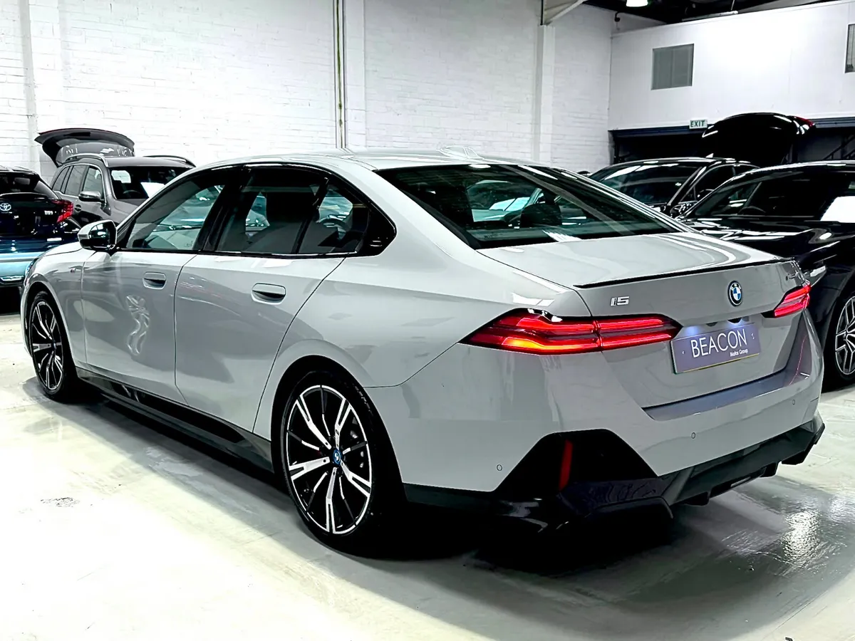 *241*ONLY 19,000 MILES*BMW I5 PRO M-SPORT 250KW 84 - Image 6