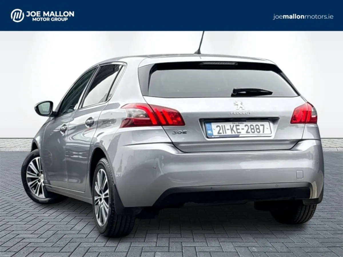 Peugeot 308 1.2 PureTech 130bhp Allure ** Amazing - Image 3
