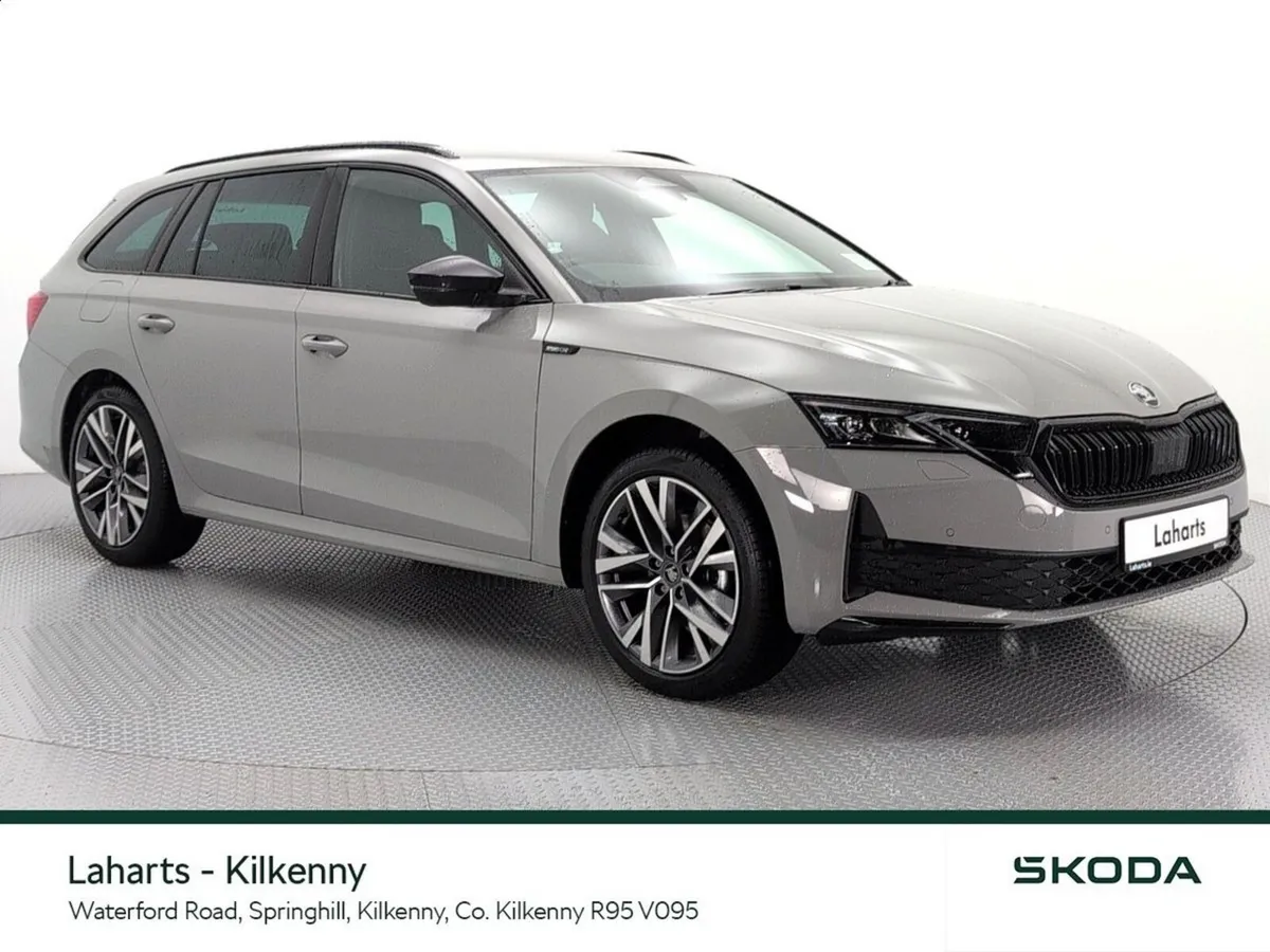 Skoda Octavia EX DEMO - BIG SAVING - LOW MILES - C - Image 1
