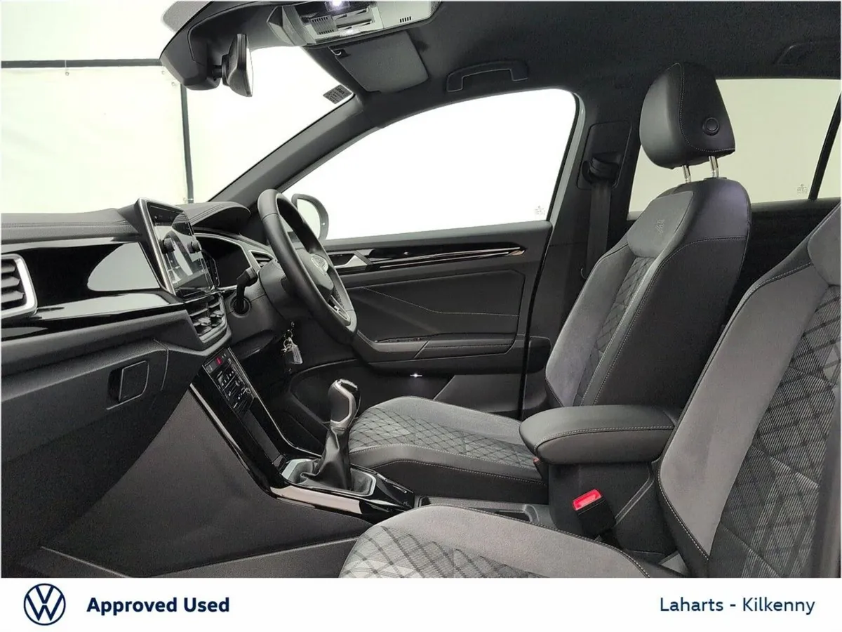 Volkswagen T-Roc R-LINE 1.0TSI 110HP - Image 4