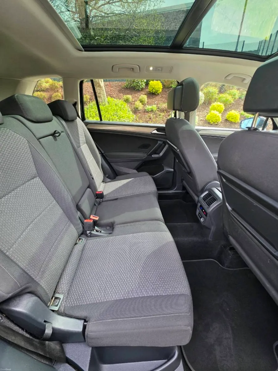 VW Tiguan Allspace (5 seats bigger boot) - Image 3