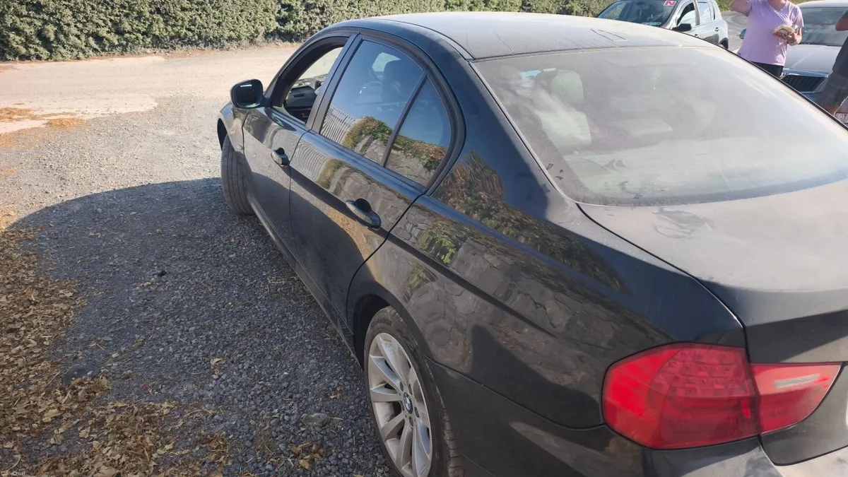 BMW 3-Series 2008 - Image 5