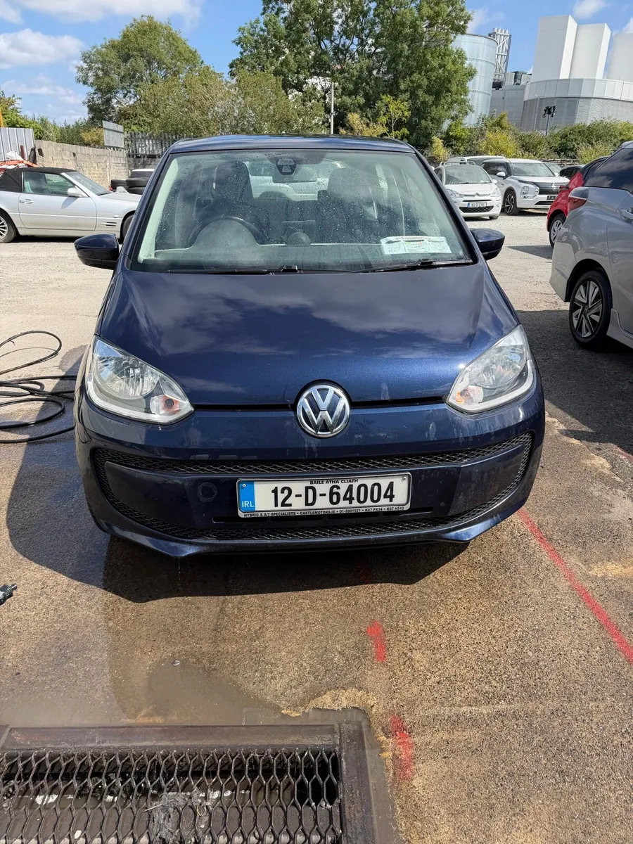 Volkswagen Up 1:0 Automatic low klms - Image 3