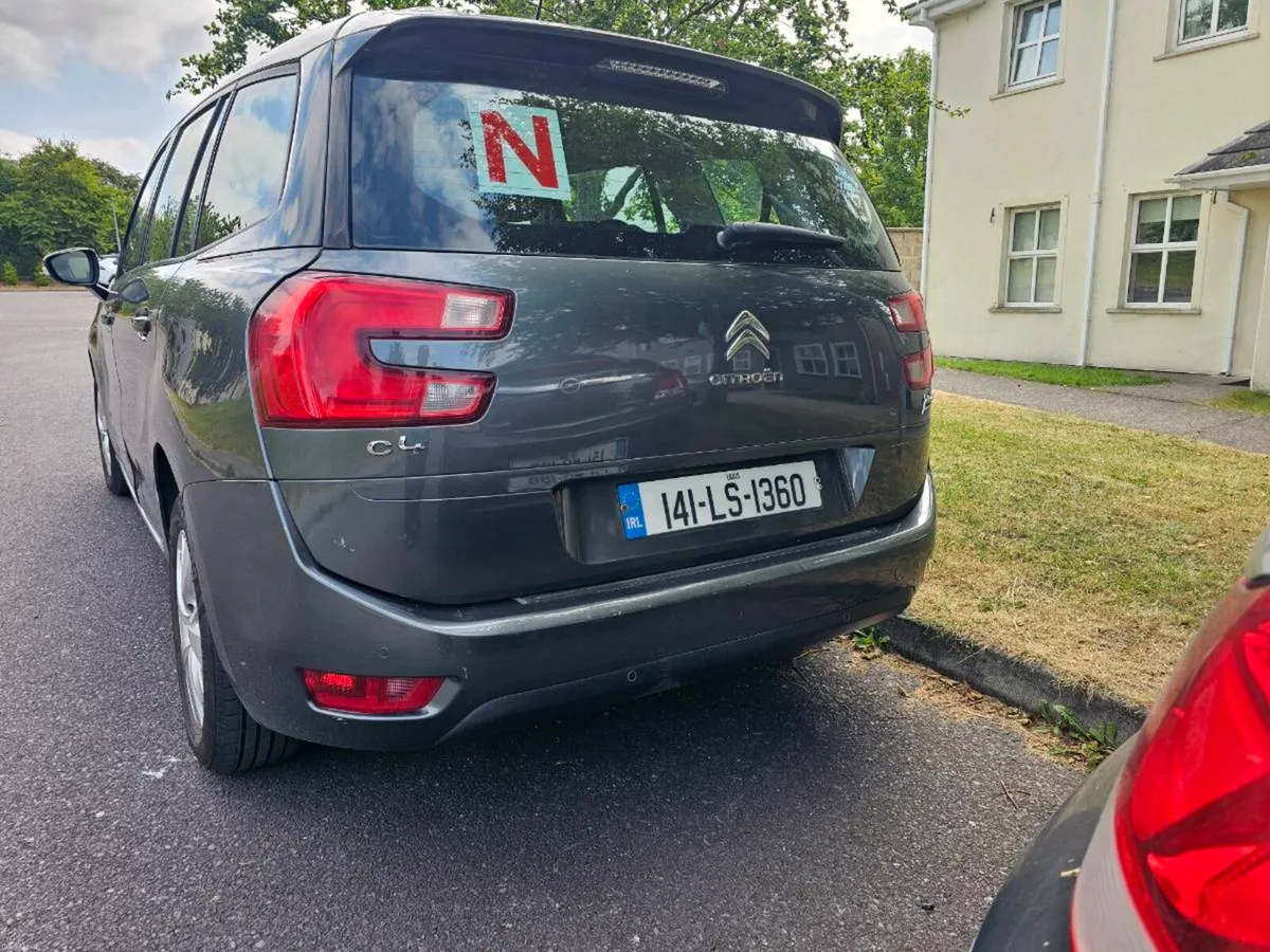 Citroen C4 Picasso  Automatic 7 seater - Image 5