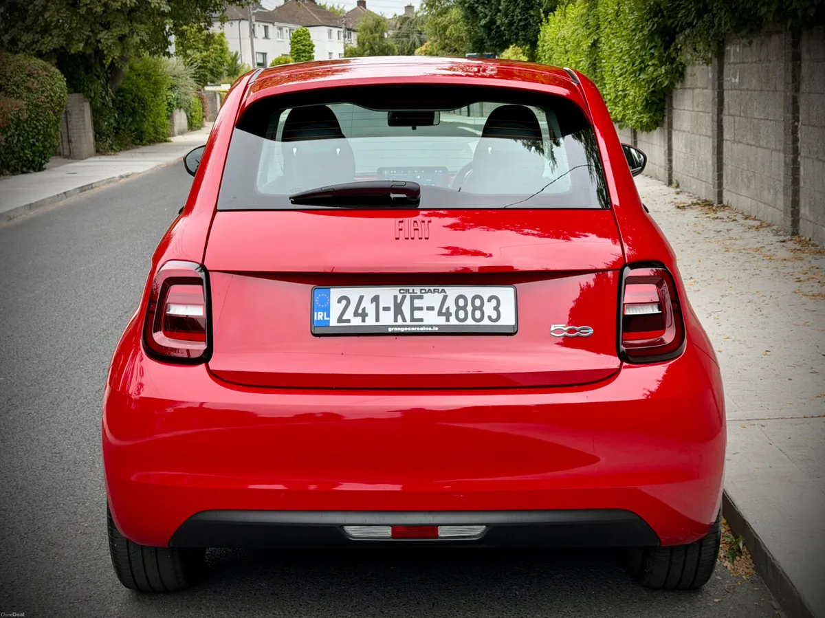 Fiat 500e 2024 Electric 42 kWh Red Edition. - Image 5