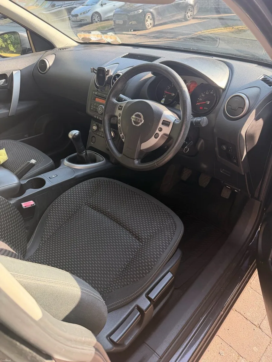 Nissan Qashqai - Image 5