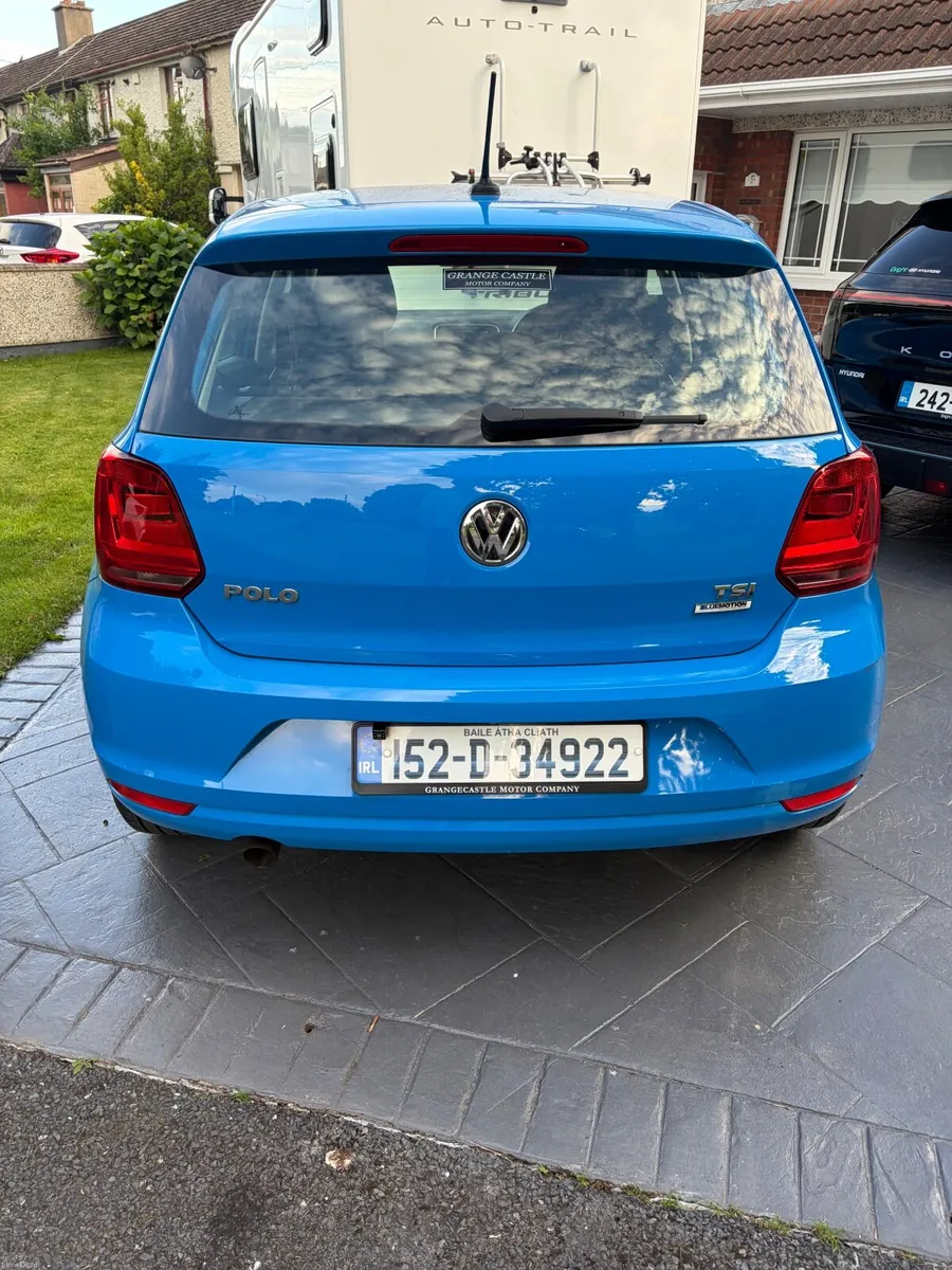 Volkswagen Polo 2015 - Image 2