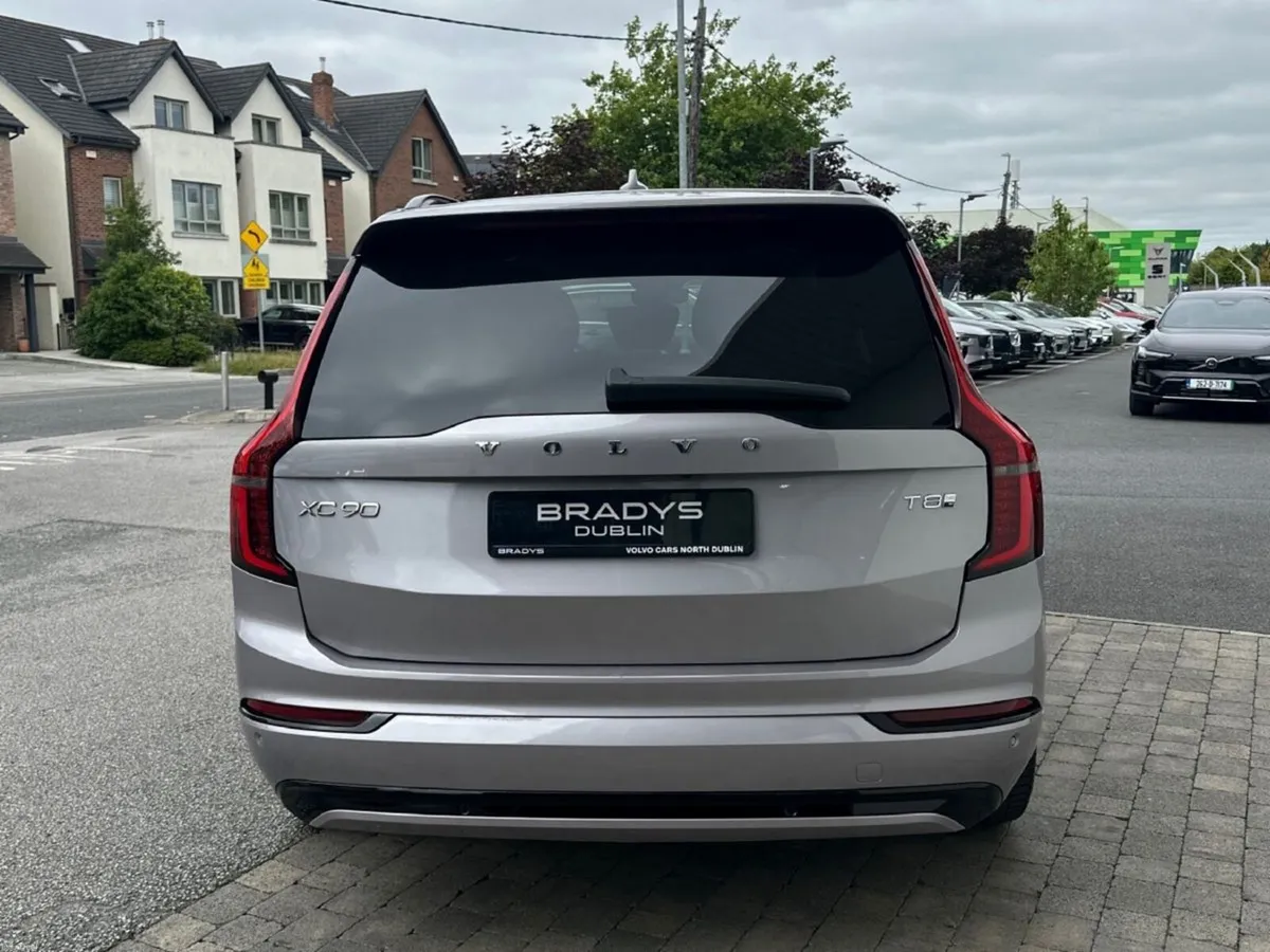 Volvo XC90 T8 ULTRA DARK Edition AWD PHEV Recharge - Image 6