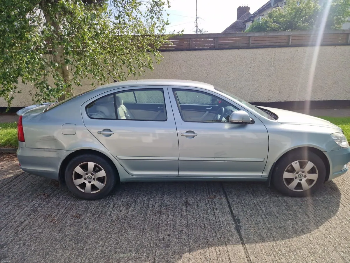 Skoda Octavia 2009 - Image 3