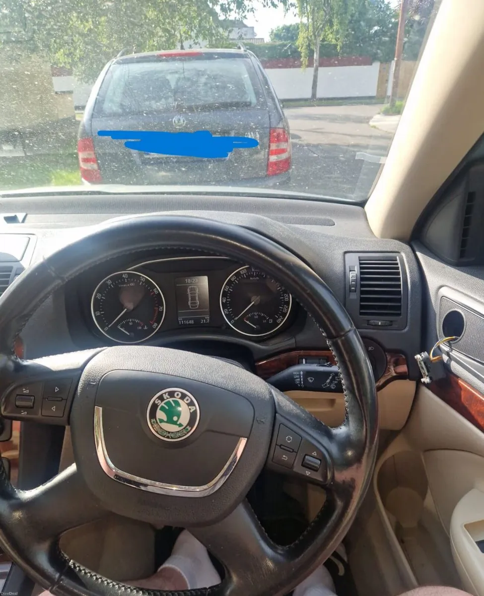 Skoda Octavia 2009 - Image 6