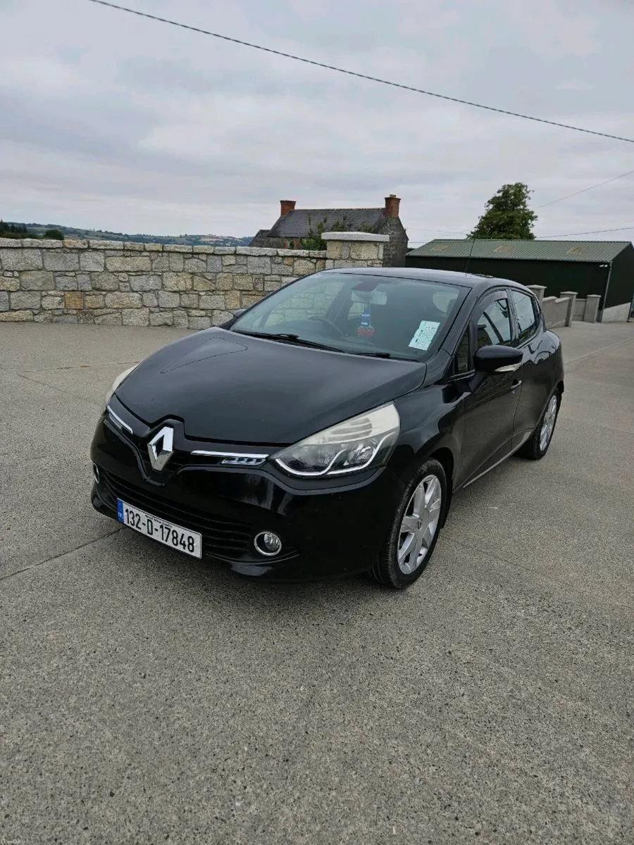2013 renault clio 1.2 petrol nct 4/27  tax 1/27 - Image 2