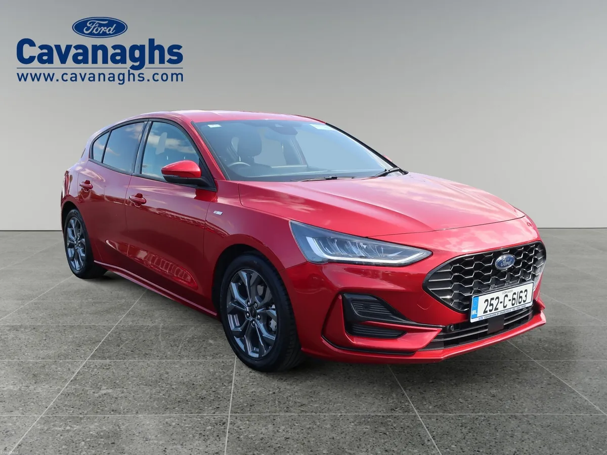 2025 Ford Focus ST-LINE 1.0T 5DR 125PS mHEV - Image 6