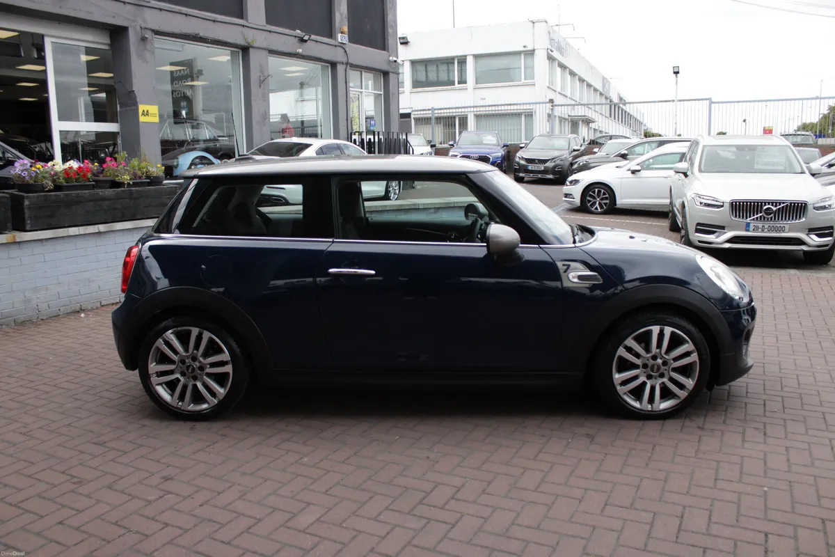 2018 MINI COOPER D 7 5DR HATCHBACK AUTOMATIC - Image 3