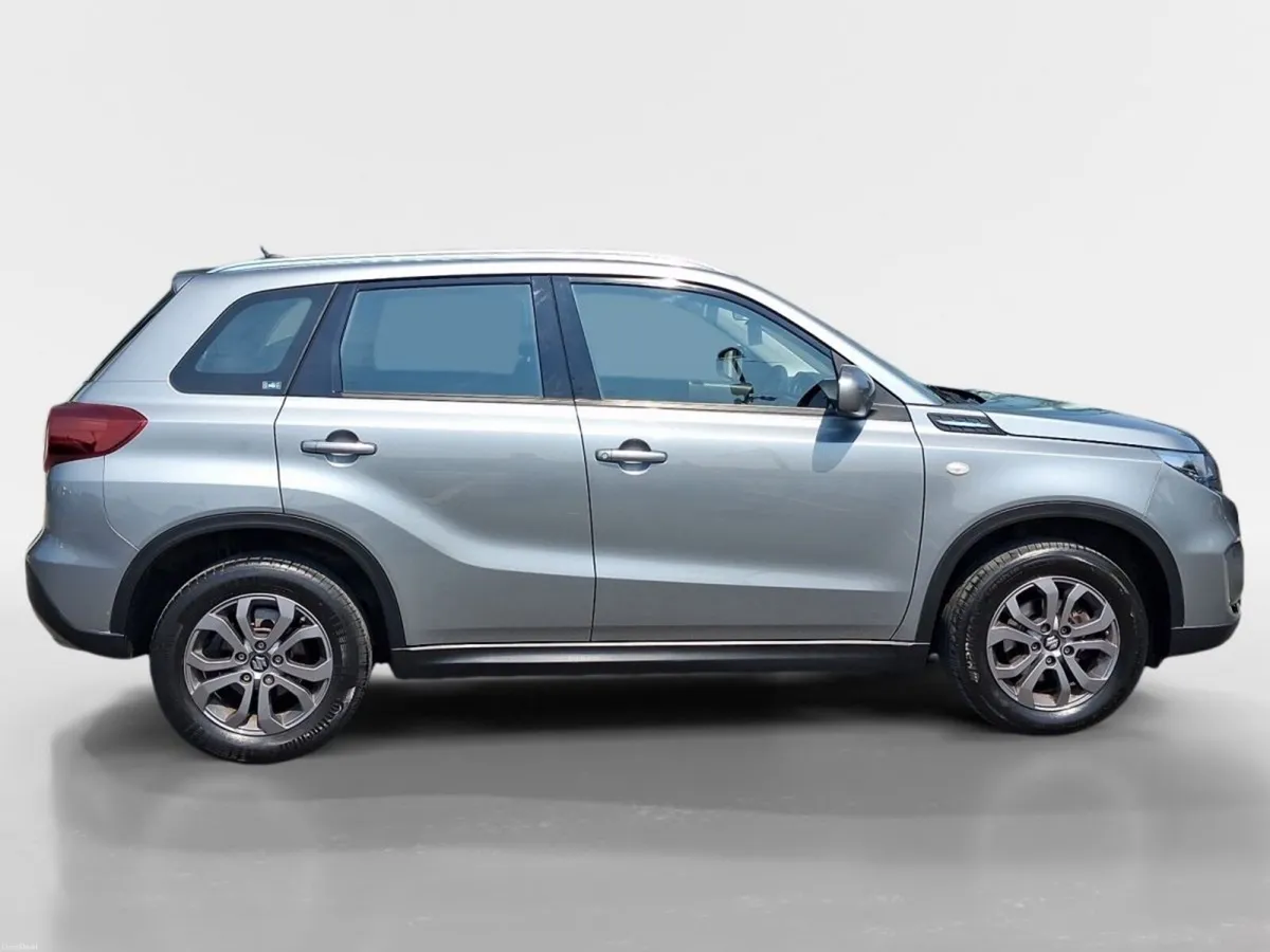 Suzuki Vitara 1.4 Hybrid SZ4 MT - Image 2