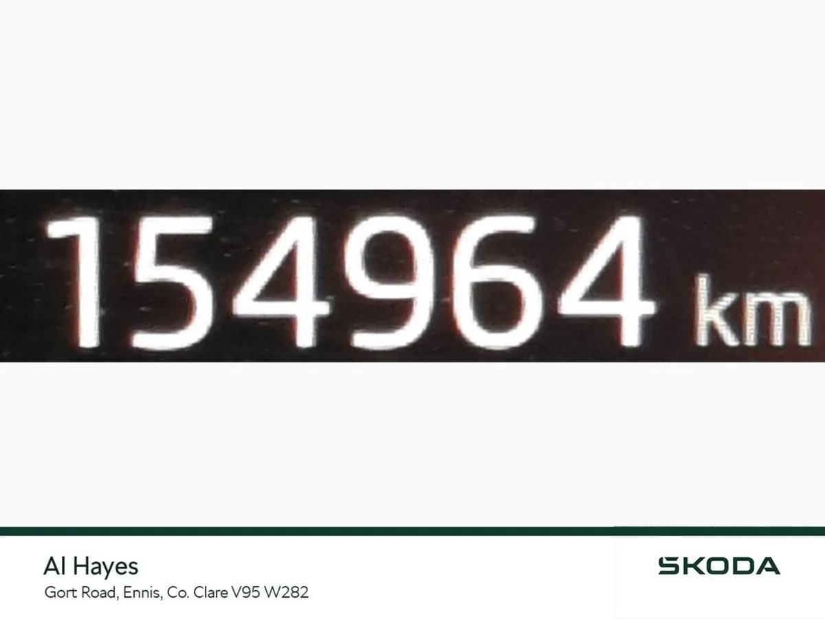 Skoda Octavia STYLE 2.0 TDI 115HP 4DR - Image 4