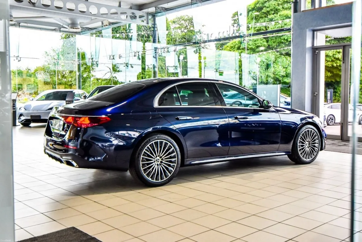 Mercedes-Benz E-Class Demo E300de AMG Plus 20" All - Image 2