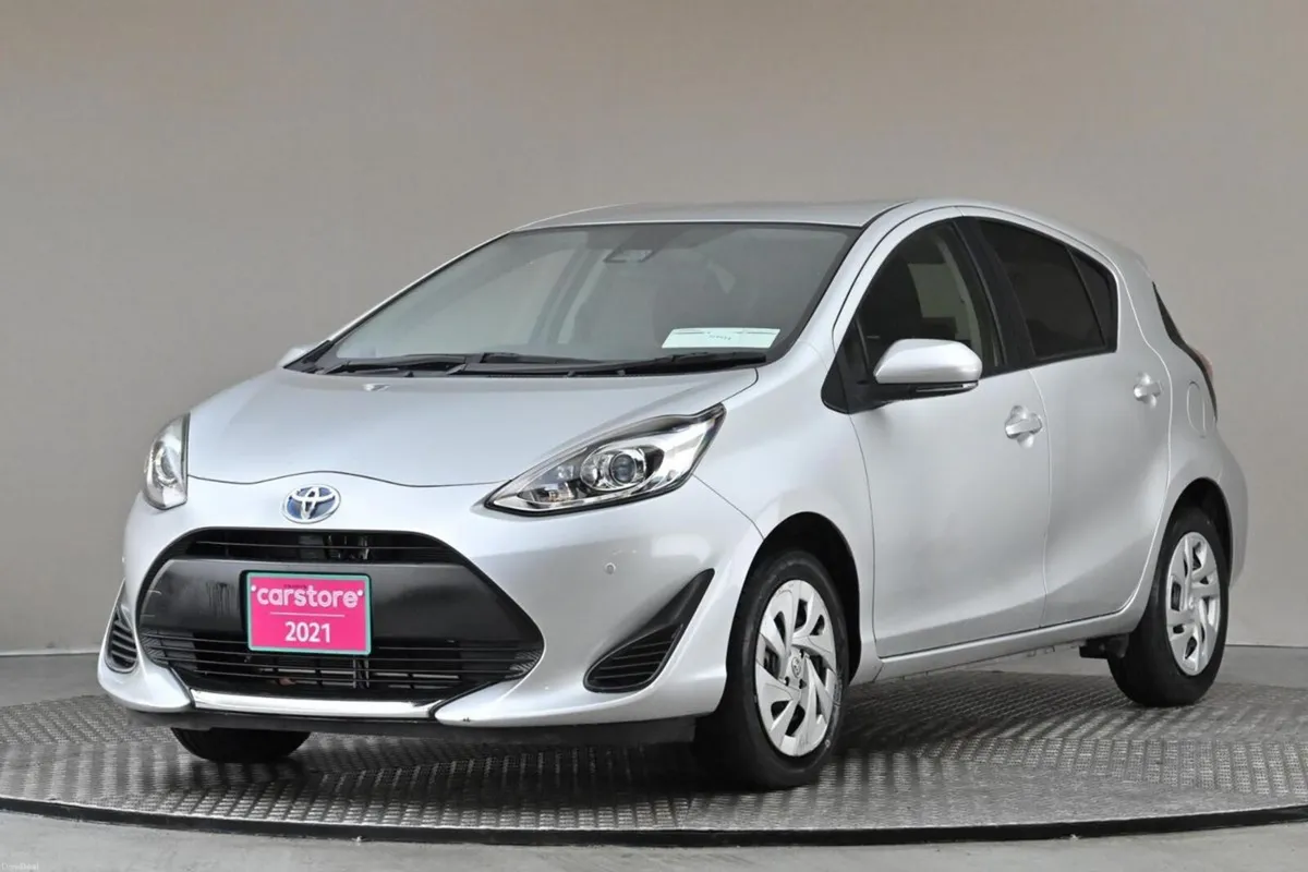 Toyota Aqua 1.5 VVT-i HYBRID **REVERSE CAM**ANDROI - Image 3