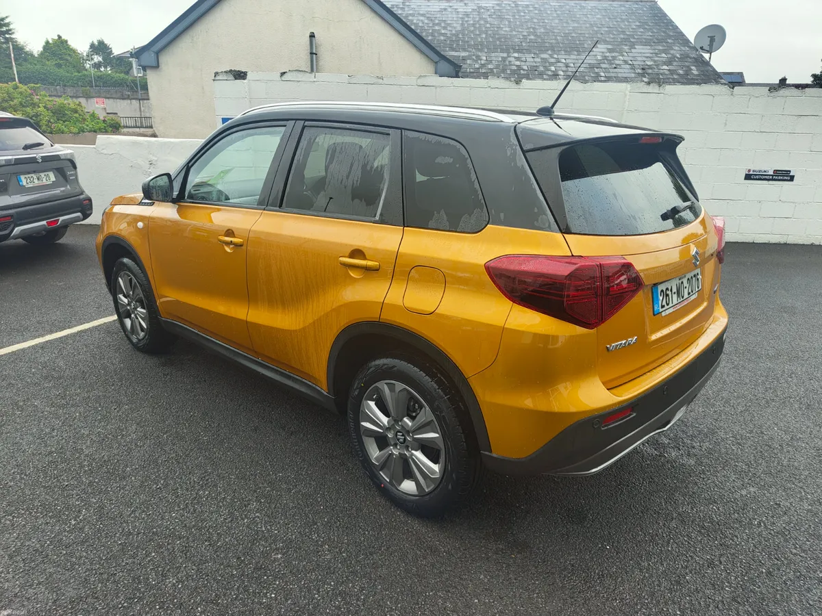 Suzuki Vitara 1.5 Hybrid Motion AUTO DEMO - Image 6