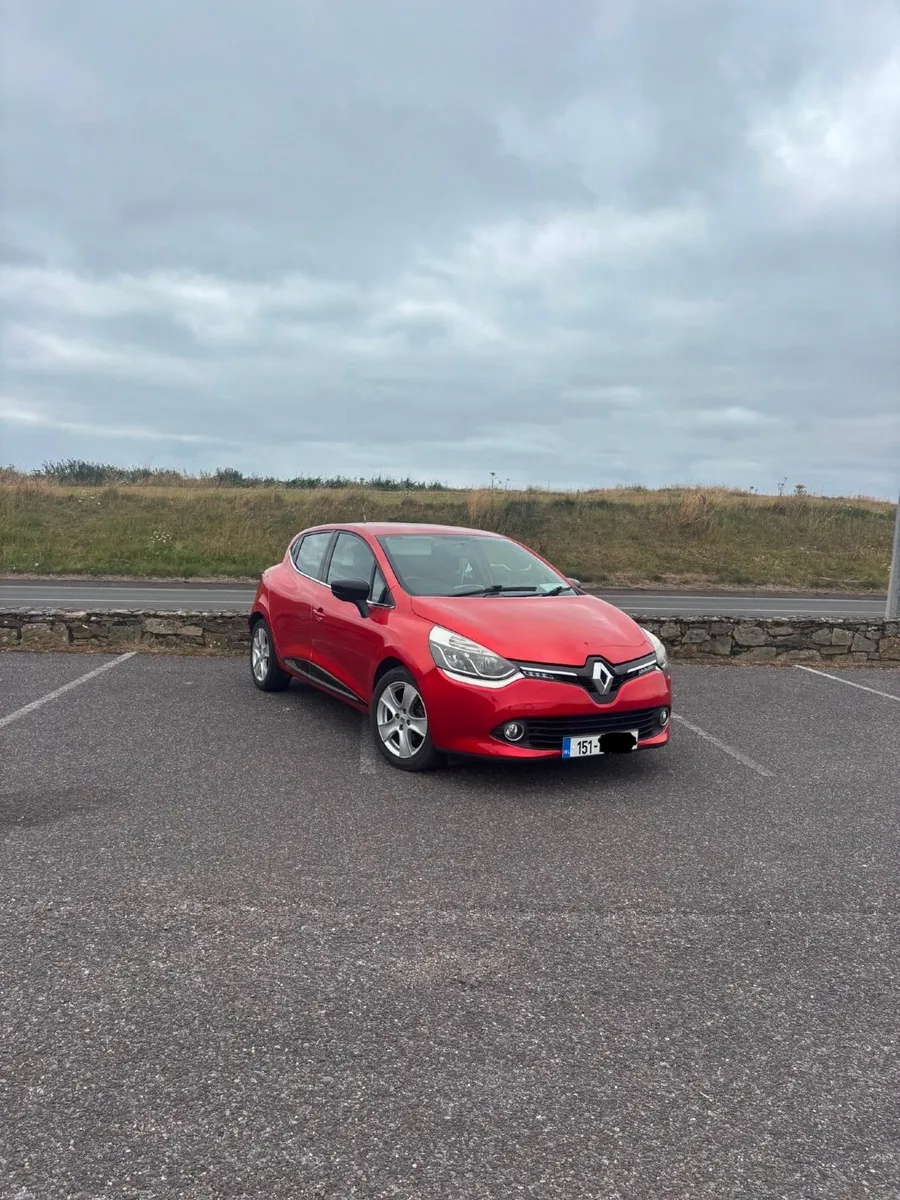 Renault Clio 2015 - Image 1