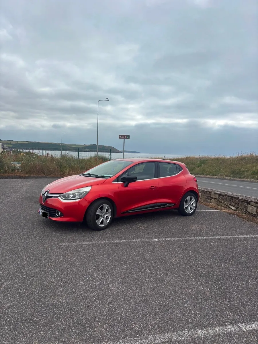 Renault Clio 2015 - Image 2