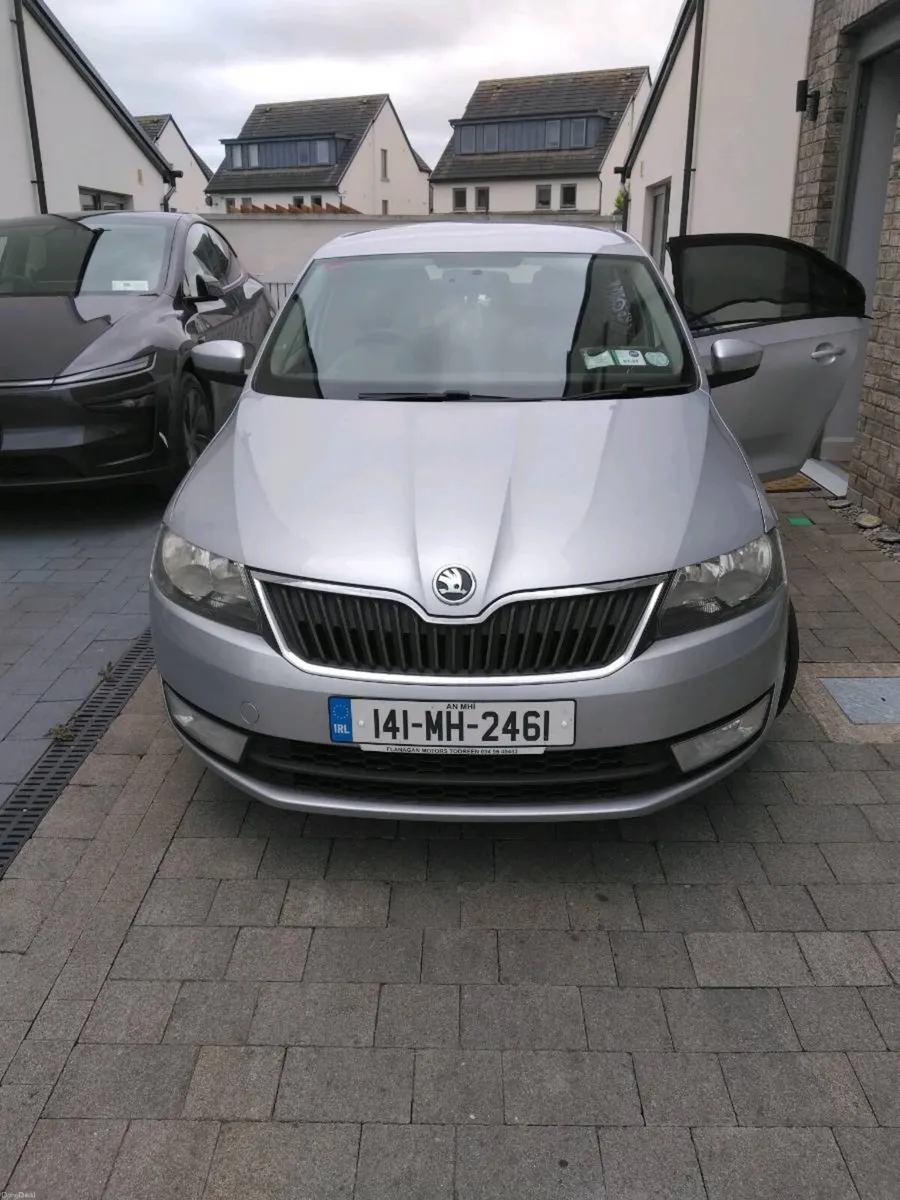 Skoda Rapid Hatchback 2014 1.2L Petrol - Image 1