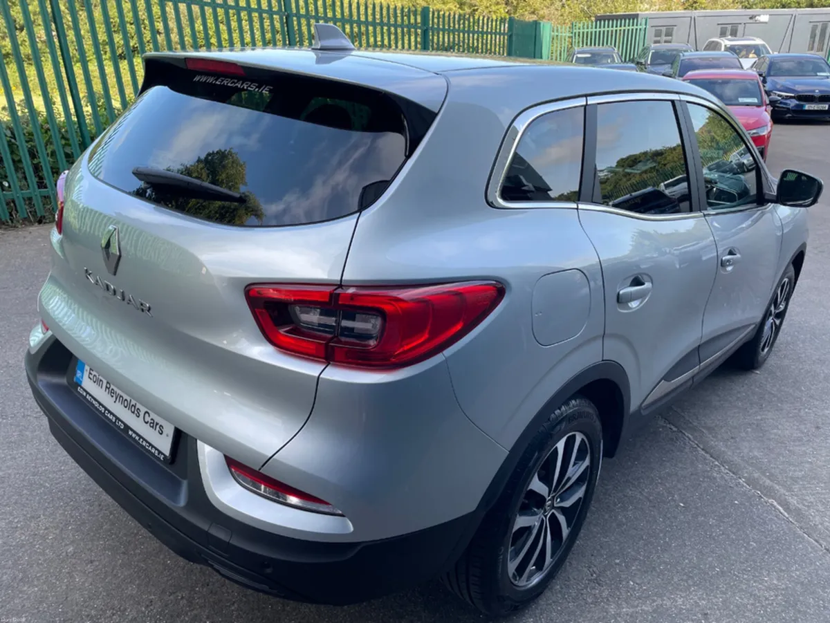 Renault Kadjar 222 EQUILIBRE TCE 140 AUTO EDC 1 OW - Image 3
