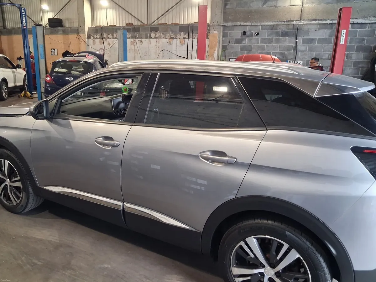Peugeot 3008 2020 - Image 2