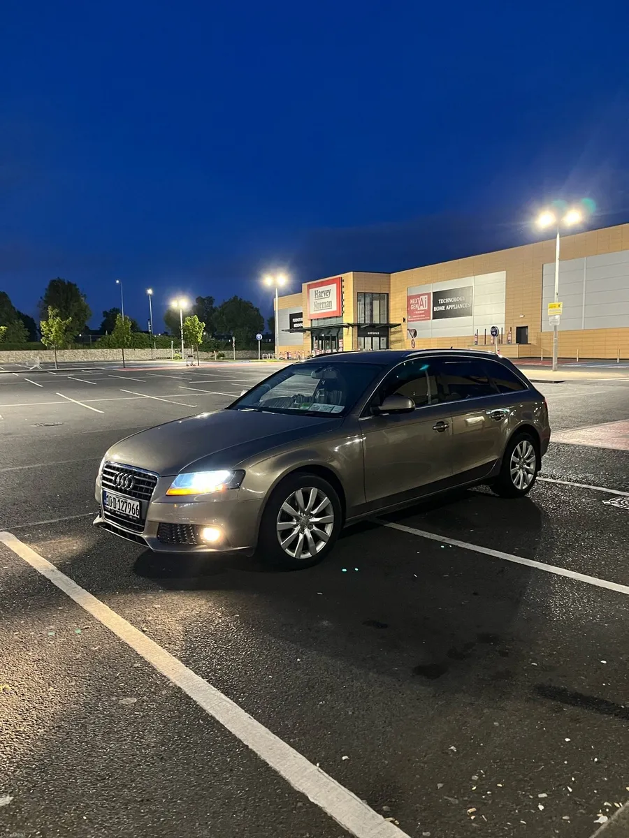 2010 Audi A4 B8 SE Avant 2.0L TDI 120 Manual - Image 2