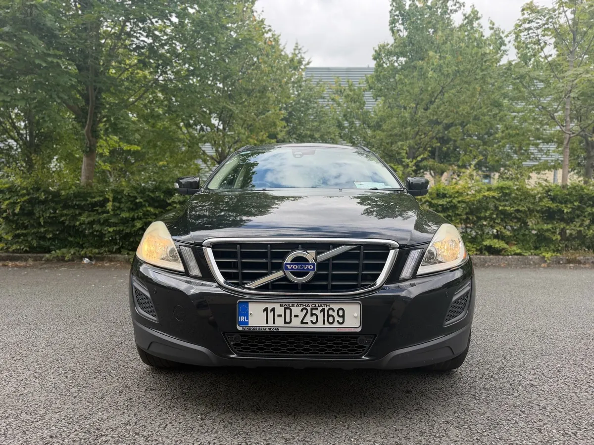 VOLVO XC 60 GREAT SERVICE HISTORY FRESH NCT - Image 5