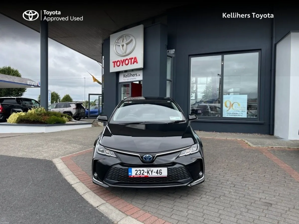 Toyota Corolla LUNA SPORT SALOON - Image 5