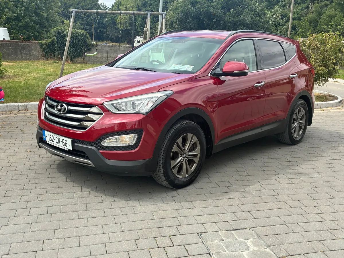 2015 Hyundai Santa Fe 4x4 top spec - Image 2