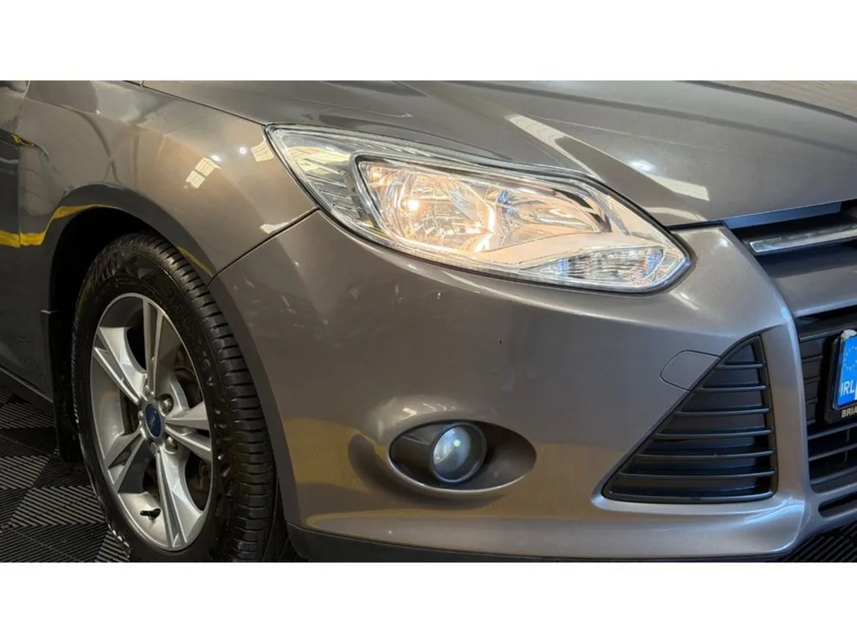 Ford Focus EDITION 1.6 95PS 2014MY 4DR - Image 4