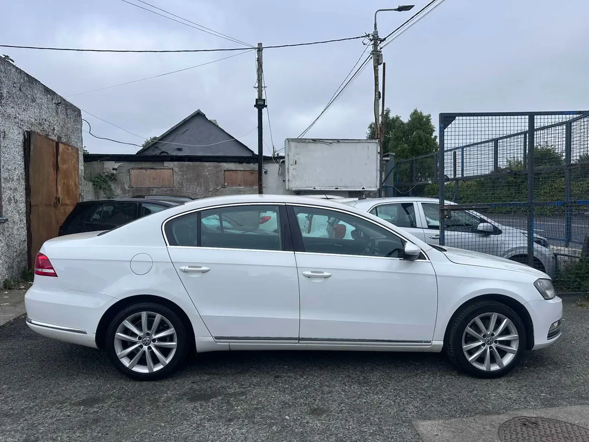 2014 Volkswagen Passat 1.6 Executive - Image 6