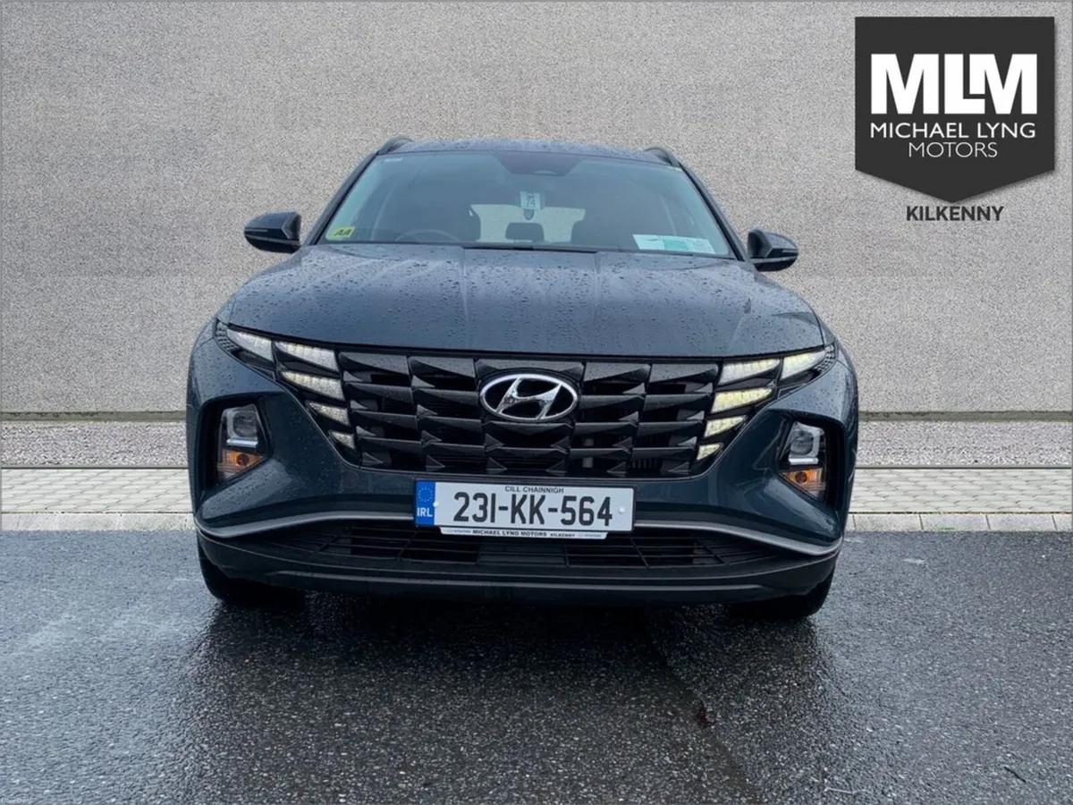 Hyundai Tucson 2WD Executive - Image 2