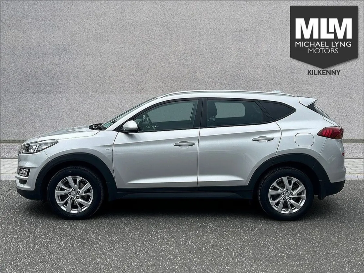 Hyundai Tucson 2WD Executive Mild Hybrid - Image 4