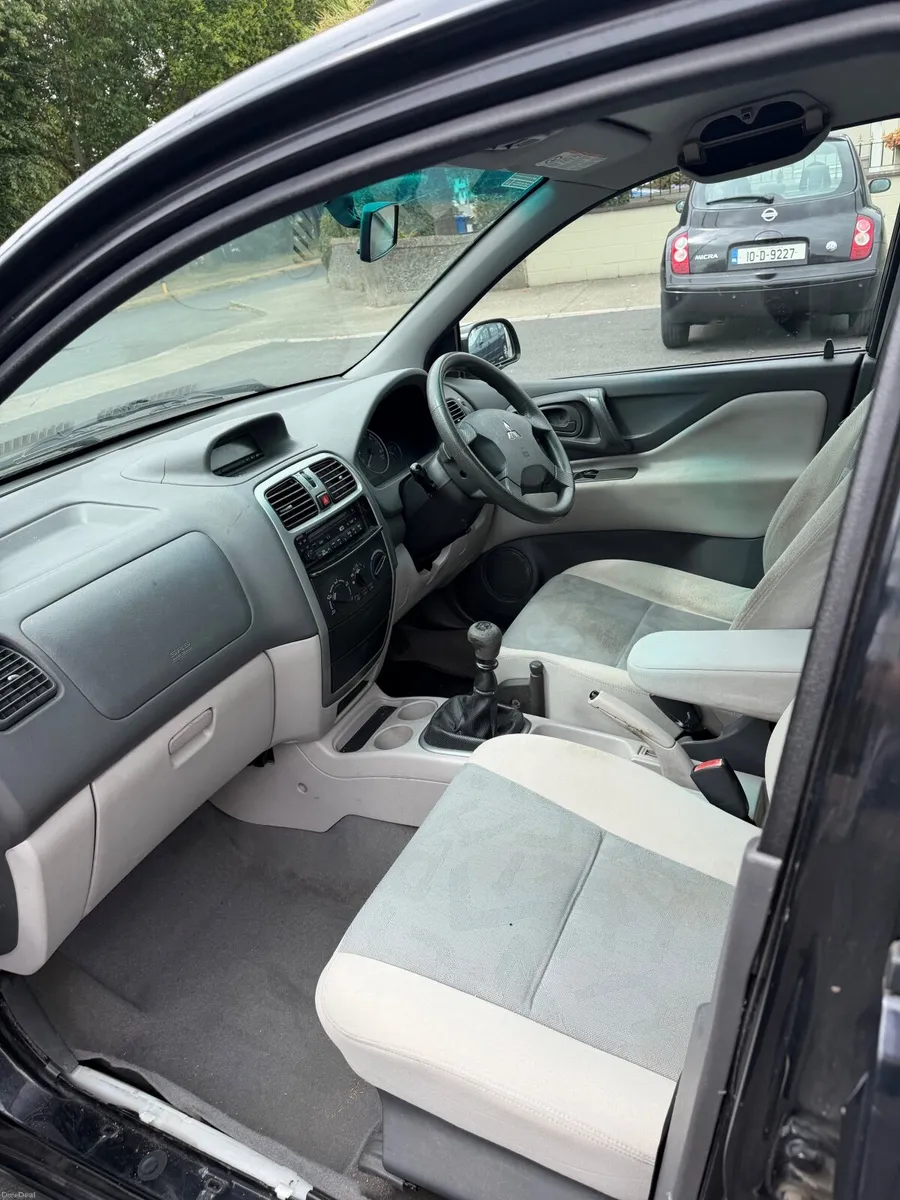 Mitsubishi Space Star - Image 3