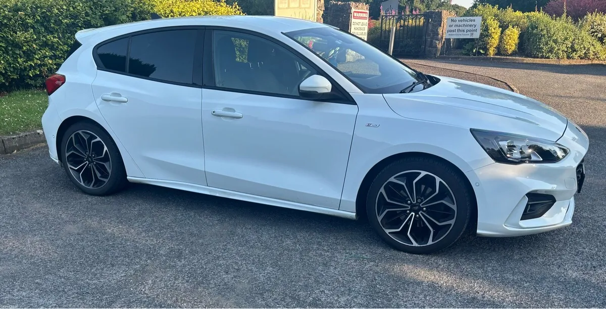 2021 Ford Focus ST-Line 1.5 Diesel 120PS - Image 2