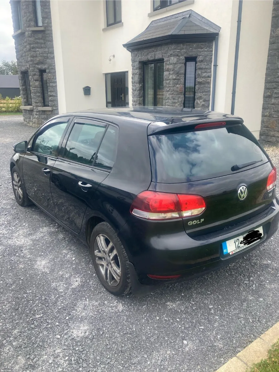 Volkswagen Golf 2012 - Image 2