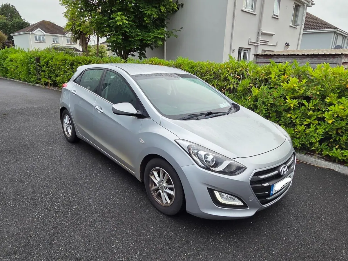 Hyundai i30 2016 1.6l Diesel 5Dr - Image 1