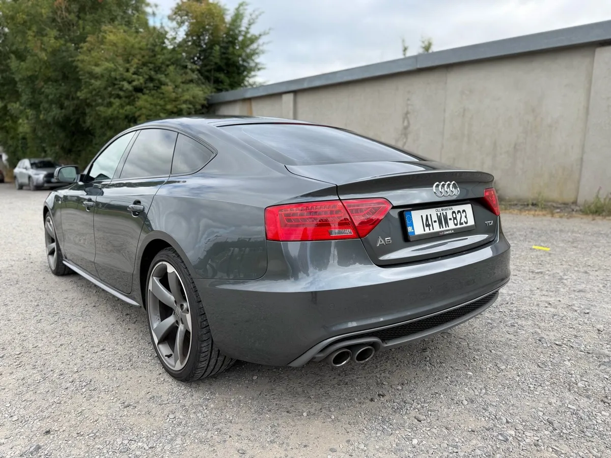 Audi A5  S-Line SportBack 2.0 TDI - Image 4
