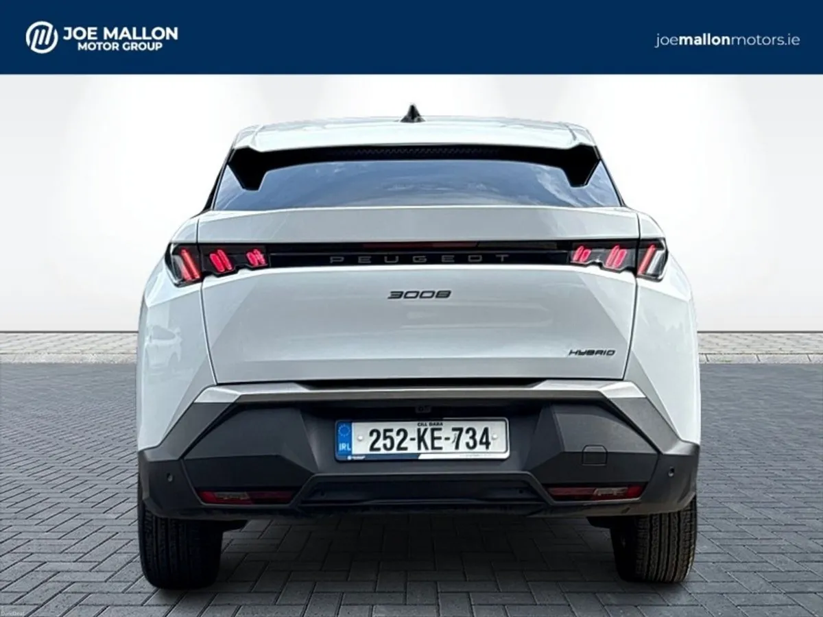 Peugeot 3008 1.2 MHEV 145bhp eDCS6 Allure ** Amazi - Image 5