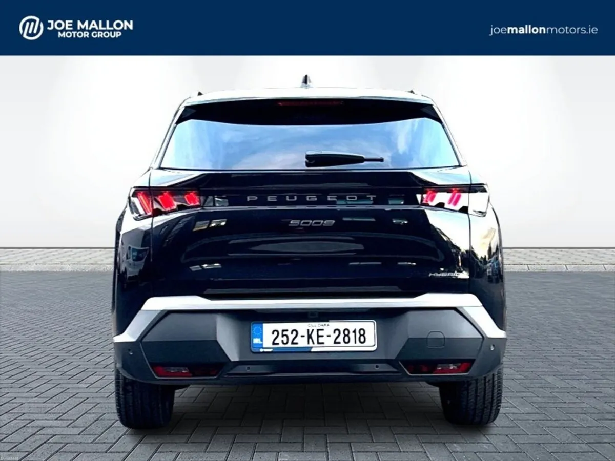 Peugeot 5008 Allure Hybrid AUTO - Image 5