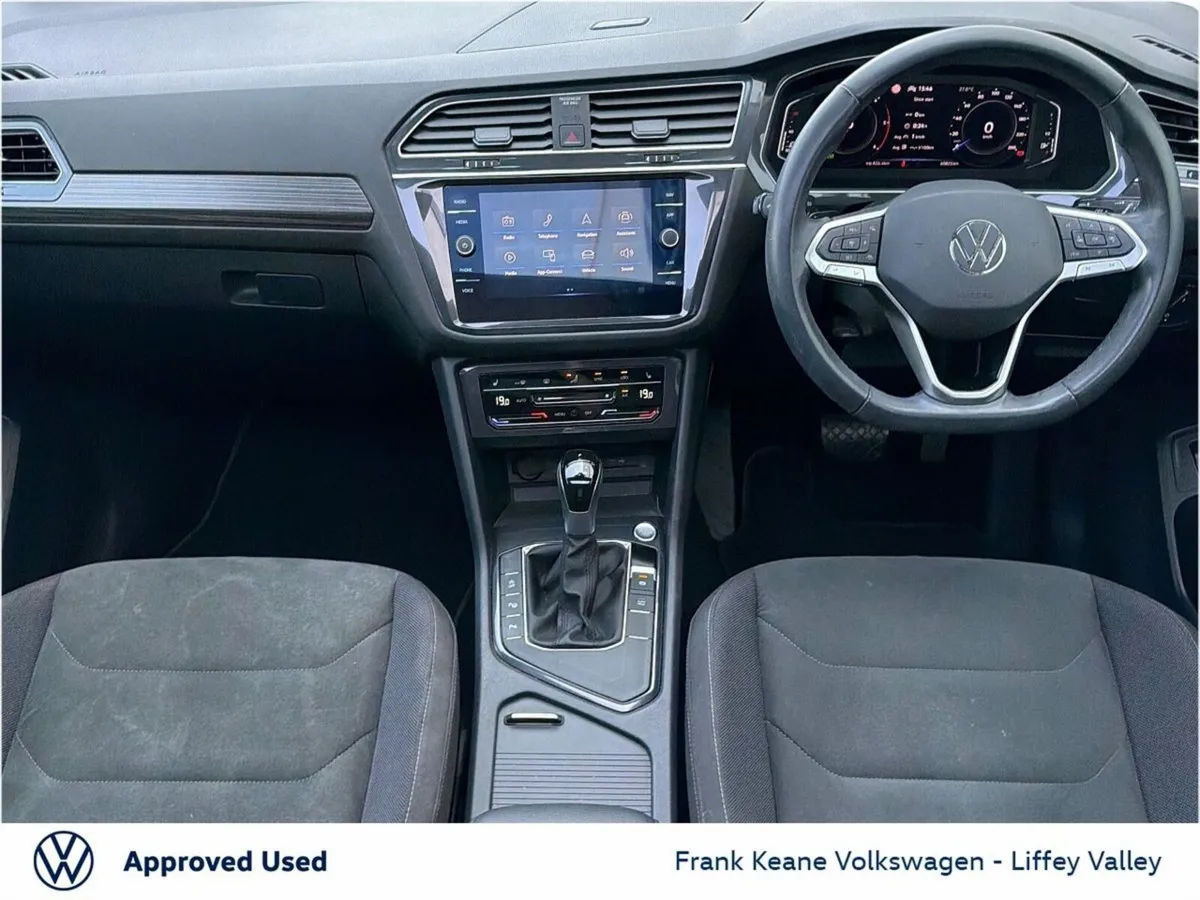 Volkswagen Tiguan Allspace ELEGANCE AUTO 2.0TDI DS - Image 2