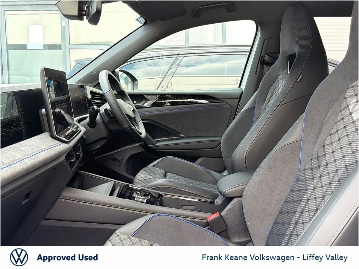 Volkswagen Tiguan R-LINE 75 AUTO 2.0 TDI DSG 150BH - Image 4